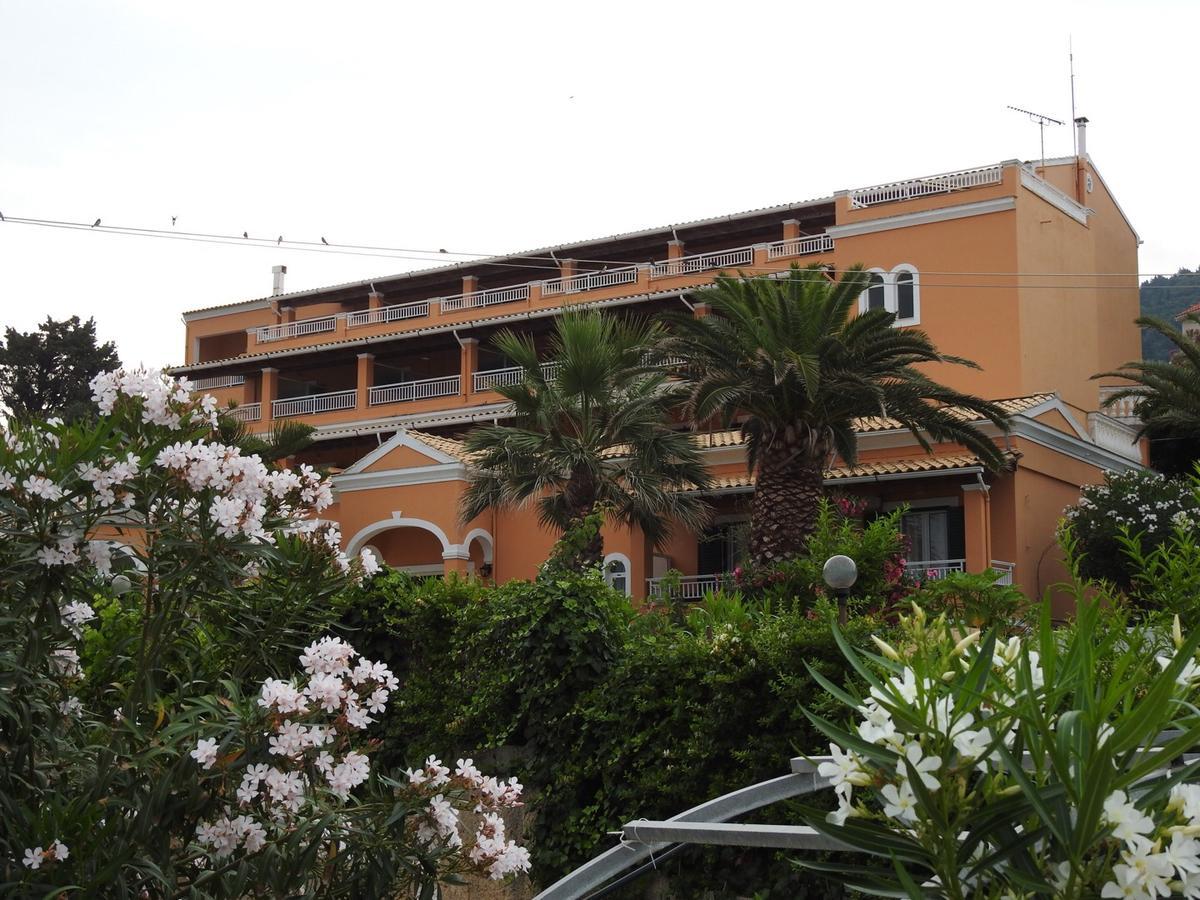 Paramonas Exterior foto